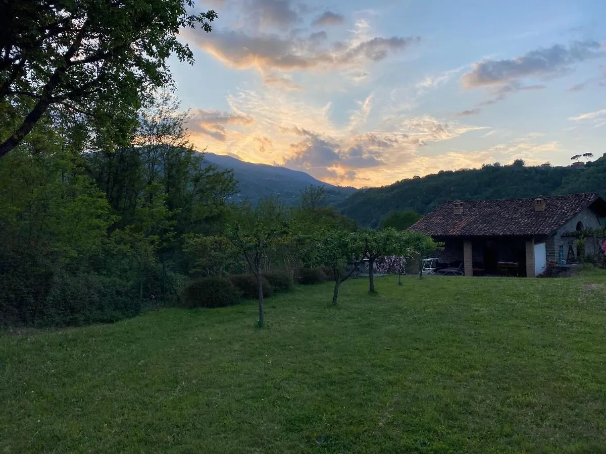 Comfortable House With Pool In Castelnuovo Di Garfagnana Italy